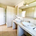 Hermosa Villa *