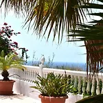 Villa Hermosa *