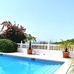 Villa Hermosa *