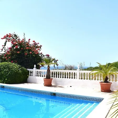 Villa Hermosa *
